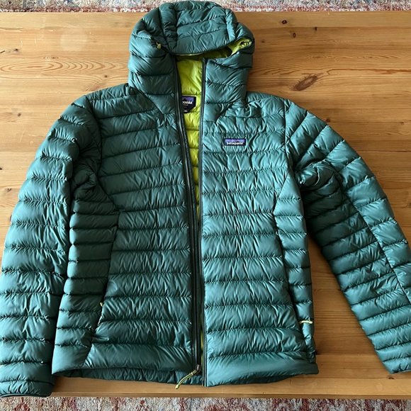 Patagonia Other - Patagonia Men's Down Sweater Hoody Size Medium